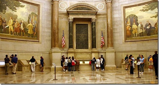 National Archives: Constitution and Declaration of Independence